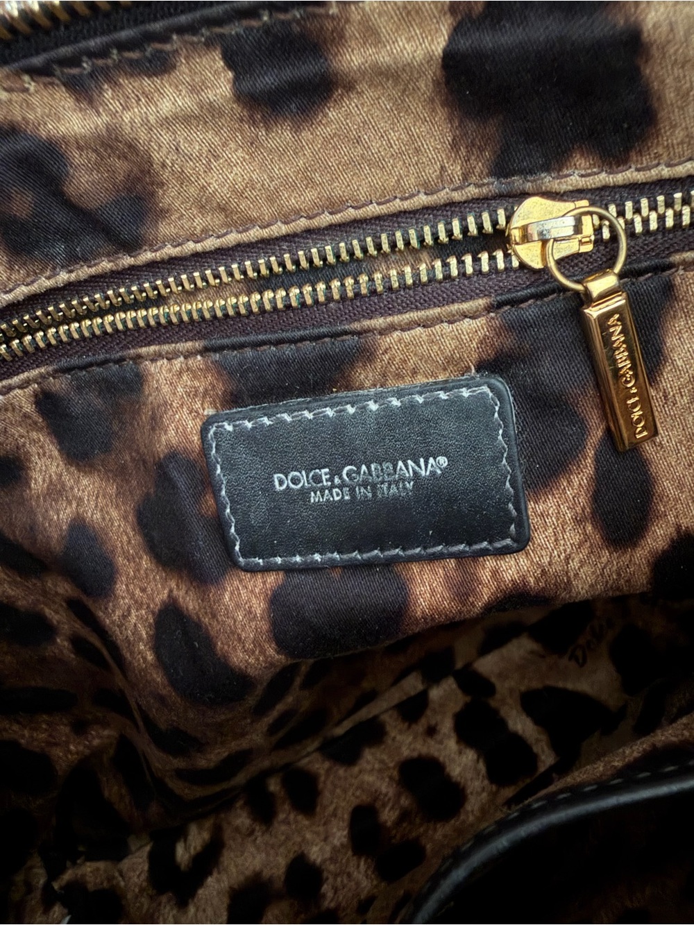 Dolce & Gabbana Black Leather Crossbody with Gold Chain and Plaque - Picture 13 of 15